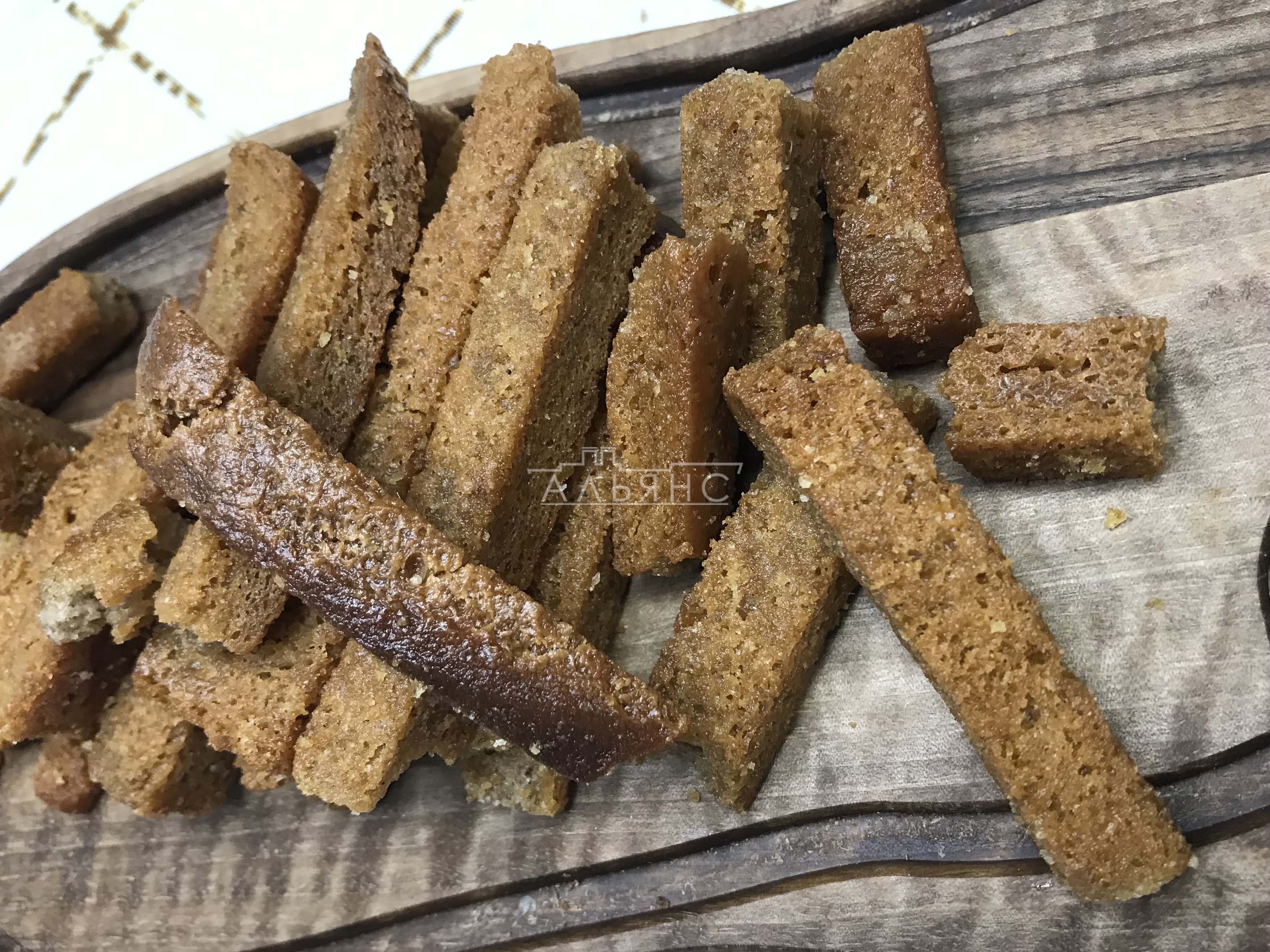 Деревенские гренки с чесноком в Рузе