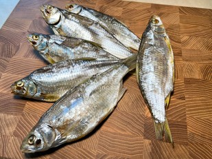 Другие закуски: Тарань вяленая (Азовская)